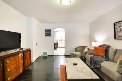 Gallery image of The Peaceful Post Cozy Winter Escape in Kingston in Kingston