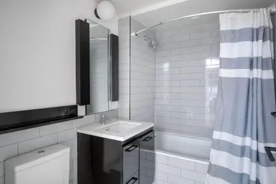Gallery image of East Village 2br w elevator nr Union Square NYC-1182 in New York