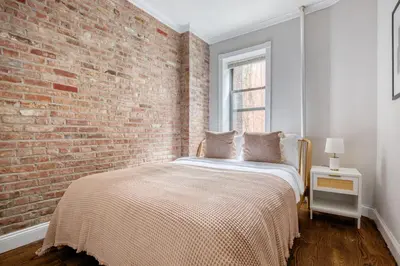 Gallery image of East Village 2br w in-unit wd nr nightlife NYC-1236 in New York