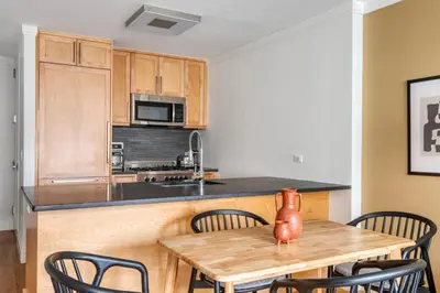 Gallery image of Upper E Side 2BR w Gym WD nr the MET NYC-298 in New York