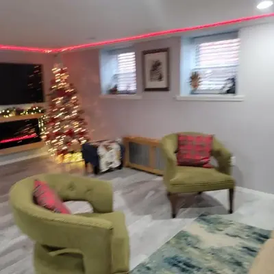 Lovely 2 bedroom Apartment with 2 Entrance and Parking with a fee