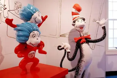two cat in the hat statues on display in a room at Comfy 3 Bed 1 Bath with Wifi in College and Restaurant Area in Springfield
