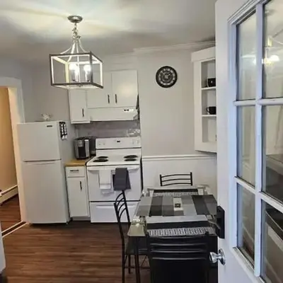 Private Apt In Middletown-wesleyan