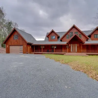 Brand New Luxury Ski Cabin - 2 Mi to Windham Mtn!