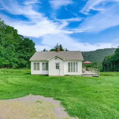 Hawley Home with Deck 4 Mi to Berkshire East Resort