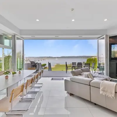 Piermont Waterfront Villa with Hot Tub