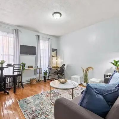 1BR Apt Walk to Central Park and Columbia University
