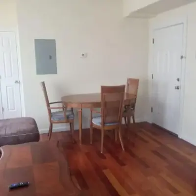 1 bedroom with free parking