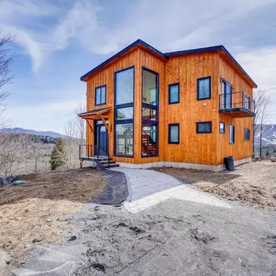 Custom Windham Mtn Villa with Pool
