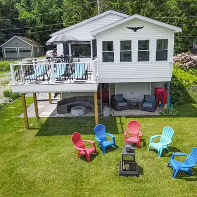 Lake Front Home #5