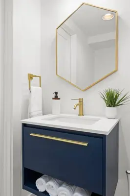 a bathroom with a sink and a mirror at Hudson Valley and The Berkshires Getaway in Hillsdale