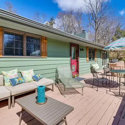 Lovely Tobyhanna Getaway with Game Room and Fire Pit!