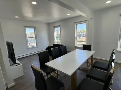 Gallery image of Comfy Family Home -Adjacent To NYC: 15 Guests in Passaic