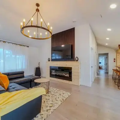 Brand New House with Large Porch in Lake Katrine