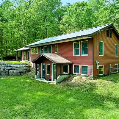 Saratoga Guest House