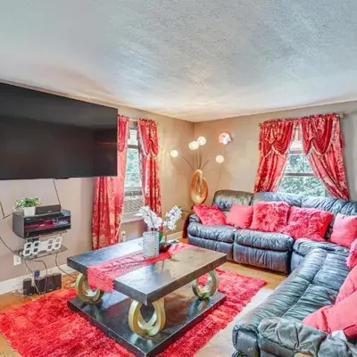 Bring Your Pet and Visit Springfield Westfield Home