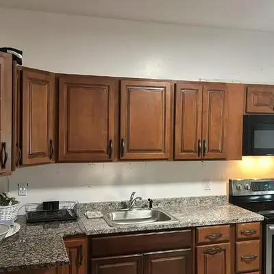 HARPER AVE King Bed with Private Bathroom