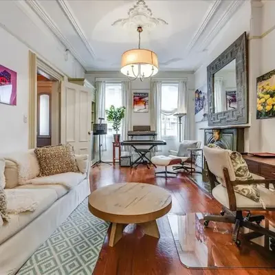 Artist Residence 3 Bedroom Brownstone