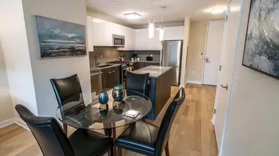 Gallery image of Apt Downtown with Gym and Pool in Stamford