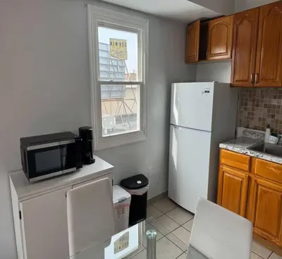 Gallery image of 2BR Apartment With Easy Access to NYC in Passaic