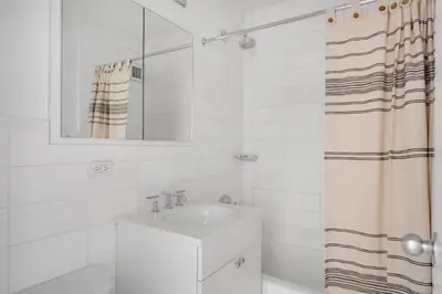 Gallery image of Midtown 1BR w Gym Doorman nr Grand Central NYC-745 in New York