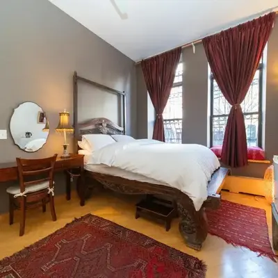 2 bedrooms with one private bathroom in lovely home
