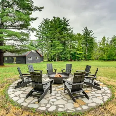 Stylish Catskills Retreat Year-Round Adventure!
