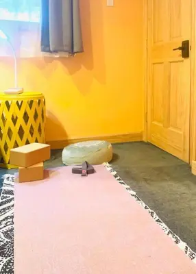 a room with a pink carpet and a door at Catskill Cabin Apres Ski in Shandaken