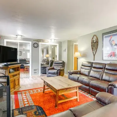 West Dover Townhome Hot Tub