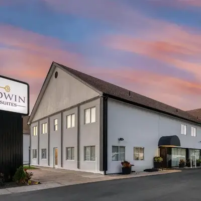 Baldwin Inn & Suites