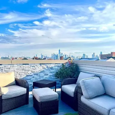 Charles Peak Condo - JC Heights