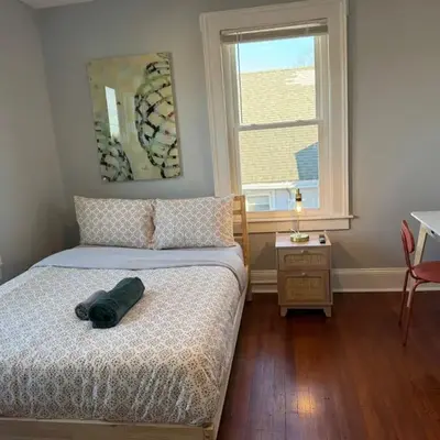 private room in middletown 4 minute to wesleyan univ