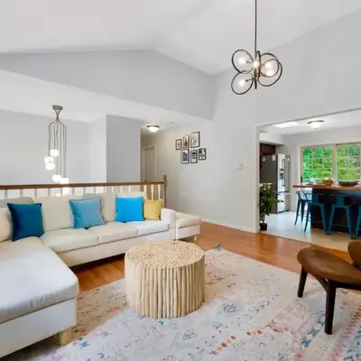 Gorgeous 4BR Home with Hot Tub
