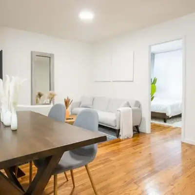 49-3B Newly renovated 2BR WD Midtown East
