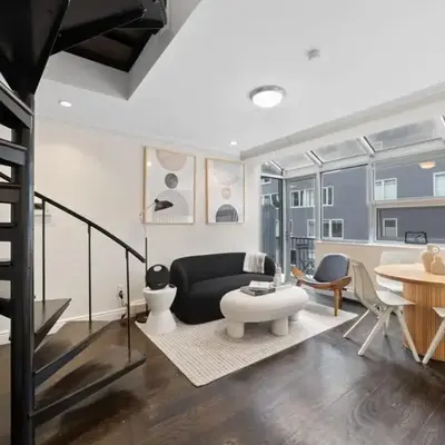 Chelsea Vista II by Rove Travel 2BR PH with Rooftop