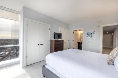 Gallery image of Luxury 2 BR Apt with Gym and Pool in New Rochelle