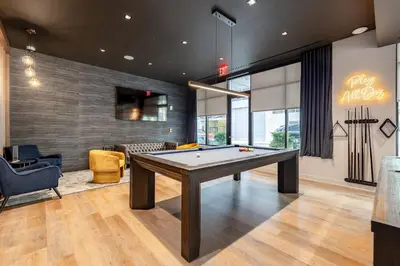 Gallery image of Luxury 2 BR Apt with Gym and Pool in New Rochelle