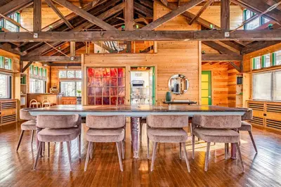 Gallery image of Couple's Retreat Lodge with Hot Tub and River Views in Milford