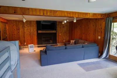 Gallery image of The Cozy Cat Motel at Catamount in Hillsdale