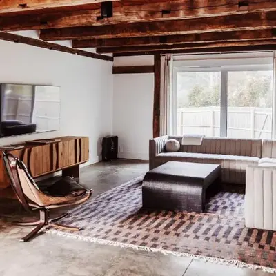 Chic Barn House with Pool