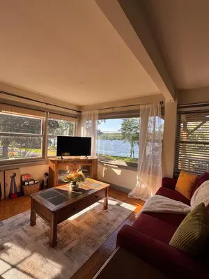 Gallery image of Cozy lake house in Nassau