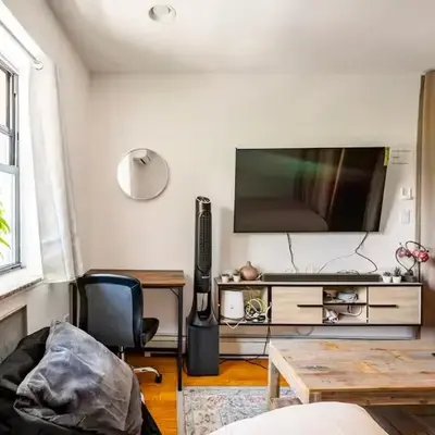 BEST LOCATION IN QUEENS