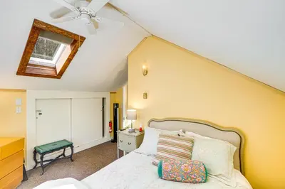 a bedroom with a bed and a ceiling at 3 Mi to Hiking Cozy Mt Tremper Apt in Mount Pleasant