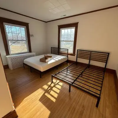 Warm and Cozy 4Bd 2Bath