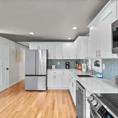 26 Beautifully Renovated 2 BR Home