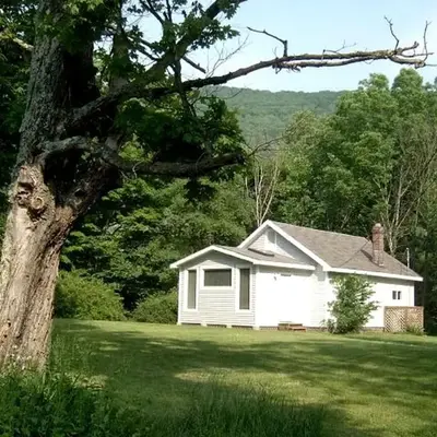 Lovely Cottage Getaway in the Mountains near Phoenicia