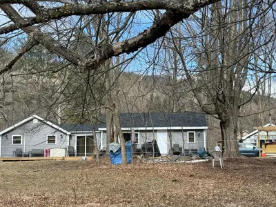 a house is under construction in a yard at Walnut Grove in Ashland