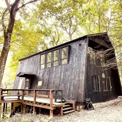 Peaceful Tree House Nestled Away in Hudson Valley