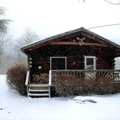 Rustic Cabin Rental for Groups near Woodstock