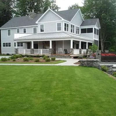 Four-Bedroom Luxury House Rental on Pontoosuc Lake in the Berkshires